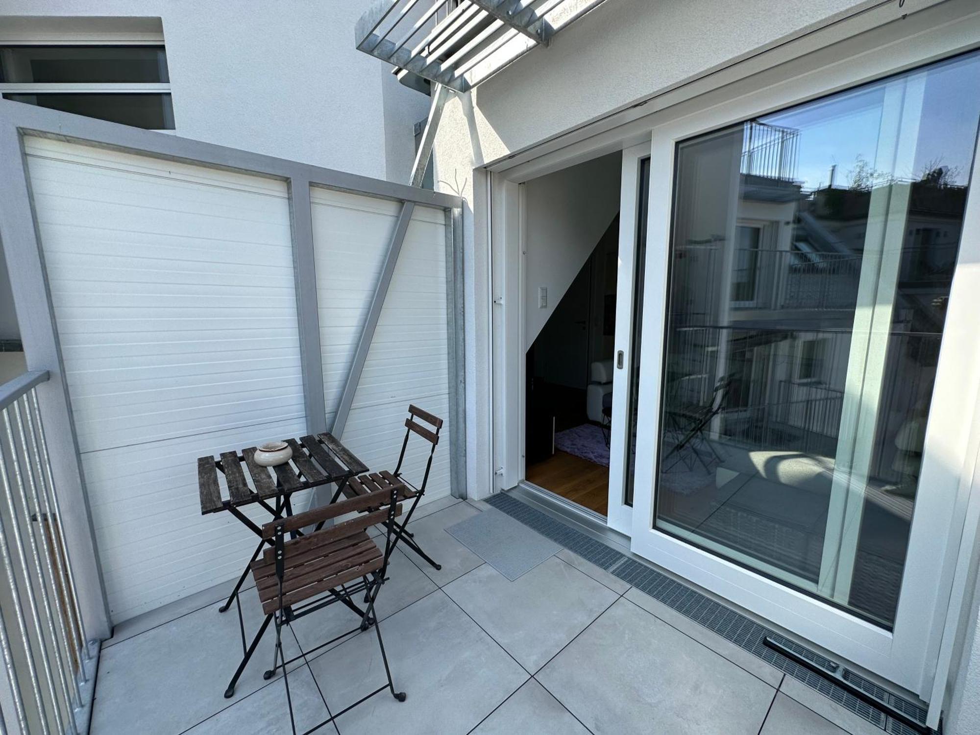Feelhome-dachterrasse-4 Gaeste-wifi Appartement *