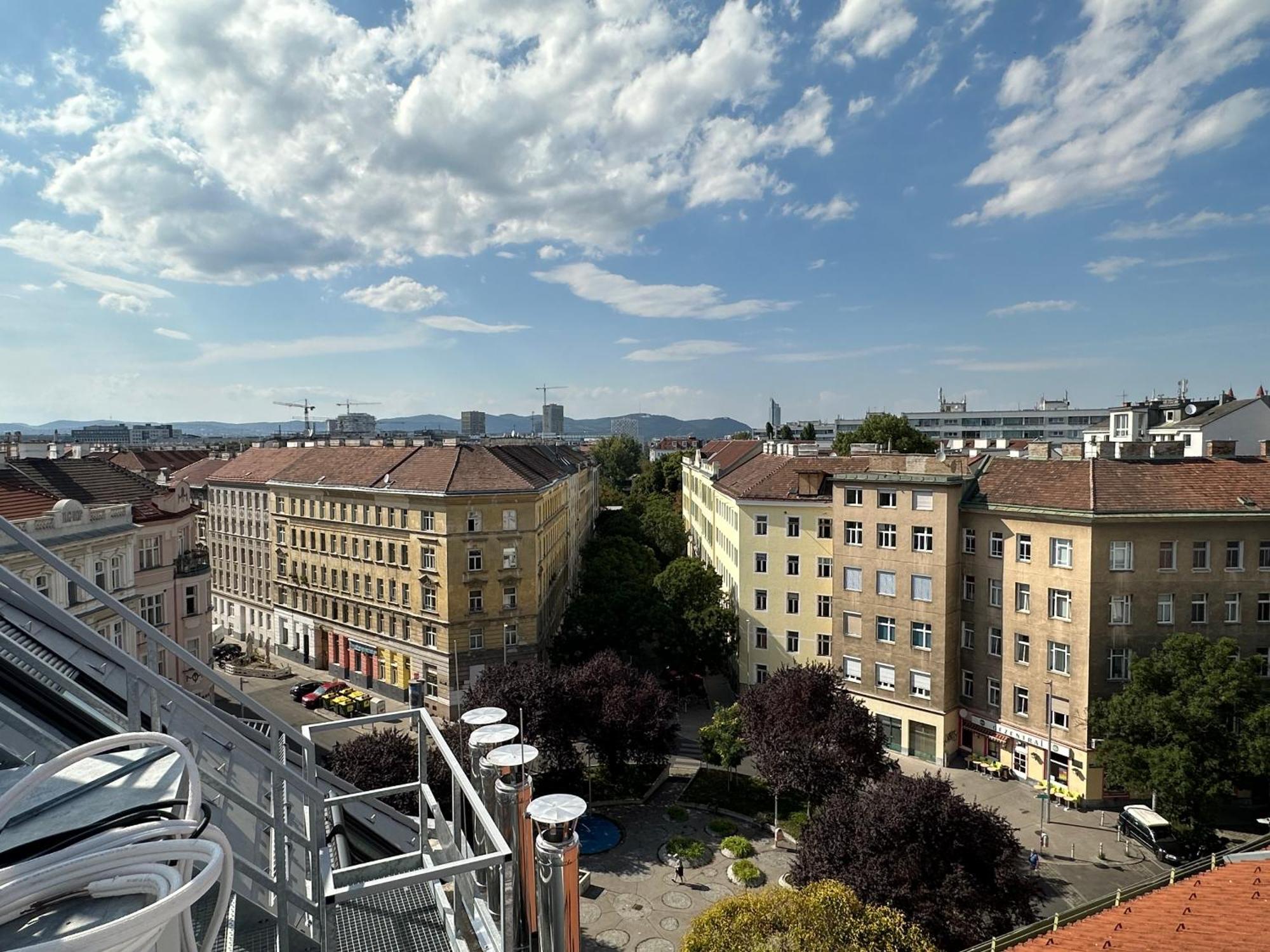 Feelhome-dachterrasse-4 Gaeste-wifi Appartement Vienne