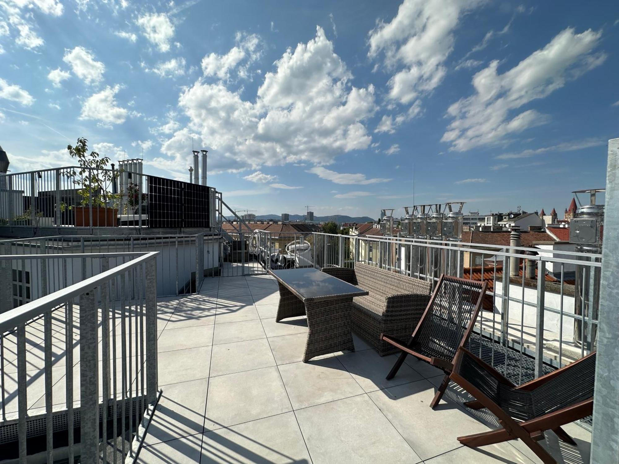 Feelhome-dachterrasse-4 Gaeste-wifi Appartement *